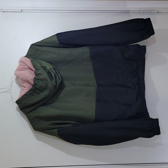 Miss London Women's Hooded Fleece Lined Jacket Gree and Black Size Medium - Picture 2 of 4